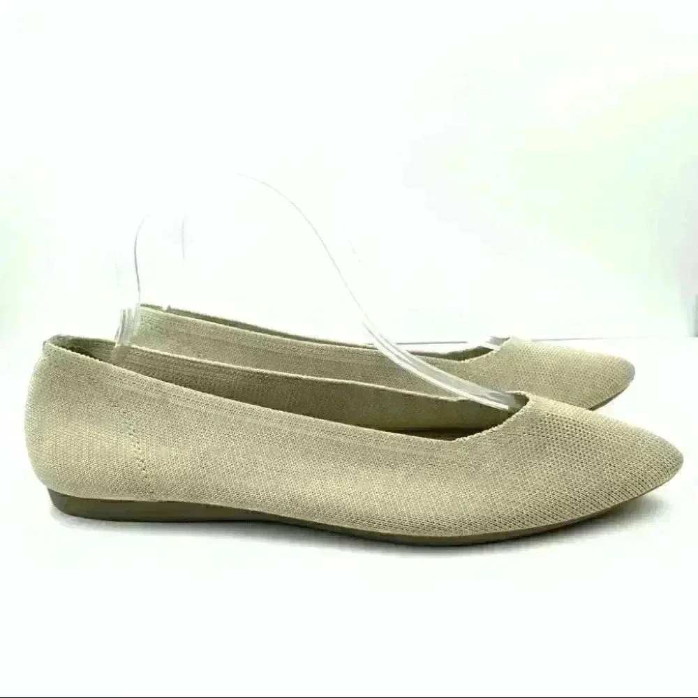 Cushionaire flats size 8.5 ensely cream ballet